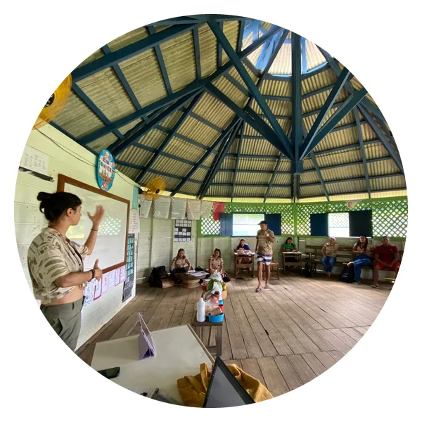 Training session with teachers at the Nukini people’s school